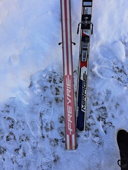 Staré retro lyže - 3