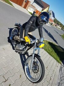 Cafe racer  Suzuki Savage 650 - 3