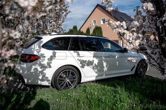 BMW 540xd webasto, DPH, laser, mpaket - 3