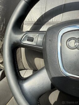 Volant Audi a4 b8 - 3