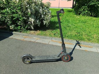 Elektro koloběžka Xiaomi pro - 3