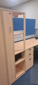 Sestava kvalitního kancelářského nábytku - 4 místný box - 3