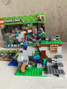 Lego Minecraft 21141 - Zombie jeskyne - 3