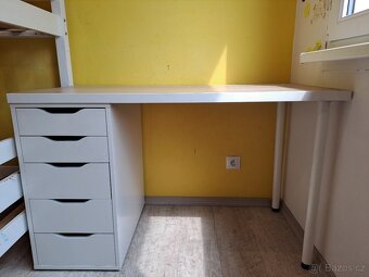 Dětský pokoj - skříně, stůl, postel - 3