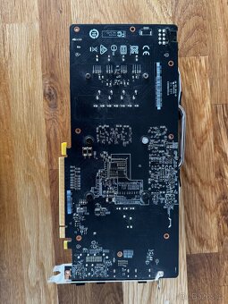MSI GeForce GTX 1060 ARMOR 6G OCV1 - 3