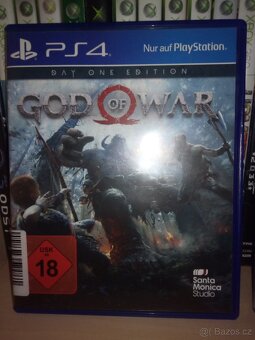 PS4 Pro – výkonná verze PlayStationu 4 Bílá - 3