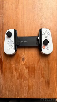 Ovladač pro iPhone Backbone One PlayStation Edition 2. Gen - 3