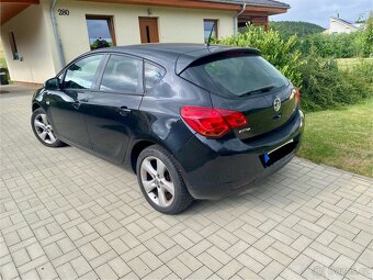 Opel Astra J - 3