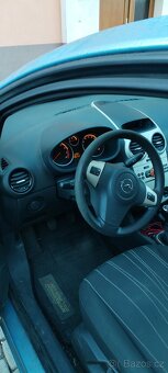 Opel Corsa D 1.2 Rv 2010 - 3