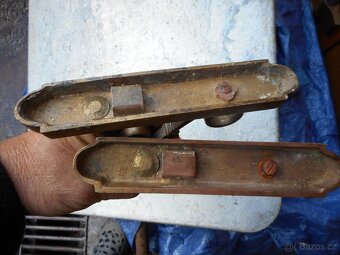 konzole na záclony historické mosazné - 3