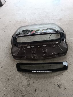 Zadní okna Honda civic - 3