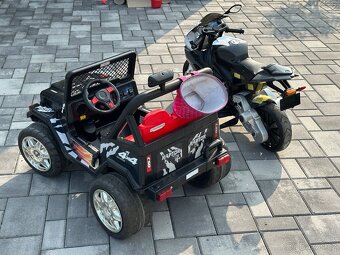 Akumulátorové autíčko HECHT 56185 a BMW S1000RR - 3