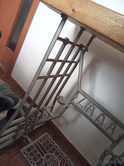 Stůl že šicího stroje - 3