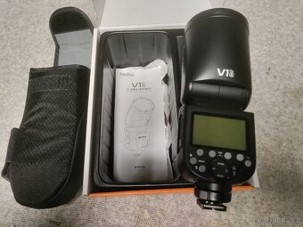 NOVÝ - GODOX V1 Pro S - blesk pro Sony - 3