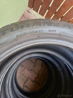 Prodám sadu letních pneu 225/45R17 Bridgestone - 3
