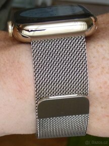 Apple Watch S8 LTE 45mm zlatá ocel s hvězdně bílým řemínkem - 3