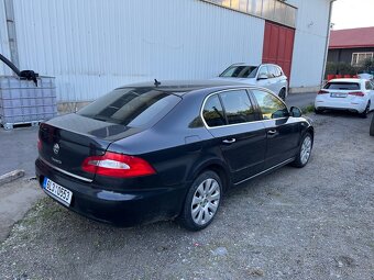 Škoda Superb 2,0 tdi, 103 kW - 3