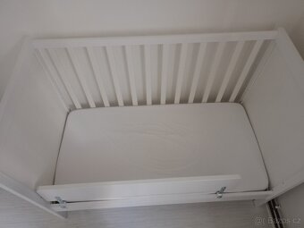Dětská postýlka Ikea Sundvik + matrace - 3