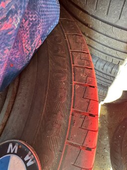 Sada 15“ plechových disků s pneu Barum 195/70/15 na VW T4 - 3