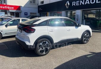 CITROEN C4 III BlueHDi 130 S&S FEEL EAT8 rok 07/2021 - 3