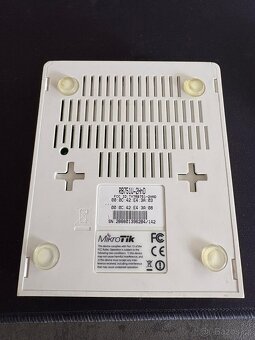 MikroTik RouterBOARD RB751U-2HnD - 3