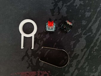 Thunderobot K87 – mechanická klávesnice s RGB podsvícením - 3
