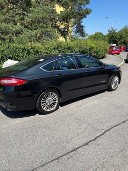 Prodam Ford Fusion Haybrid 2013 - 3