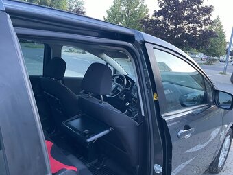 Mazda 5 - 3