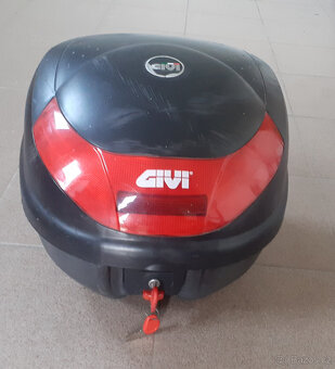 Kufr, box na motocykl GIVI - 3