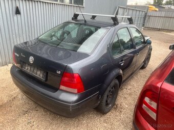Rozprodám na díly Volkswagen Bora 1.6 - 3