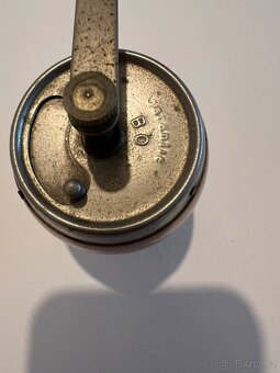 Starožitný ruční mlýnek na pepř - Antigue, vintage - 3