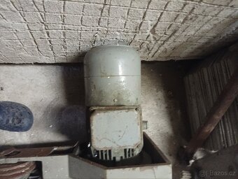 Elektromotor s variátorem a brzdou - 3