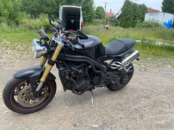 Triumph speed triple 1050 - 3