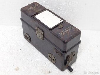 Tesla TP25 - Vojenský bakelitový telefon s induktorem - ČSSR - 3