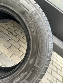 Zátěžové pneu Michelin 215/70 R15C - 3