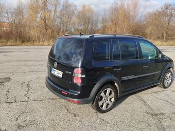 VW TOURAN CROSS 2.0TDI - 3
