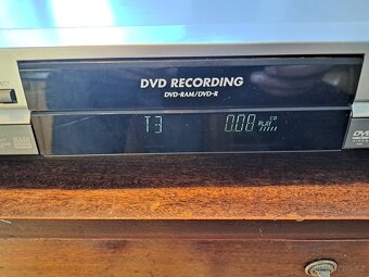 Panasonic DMR-E65EP funkční - 3