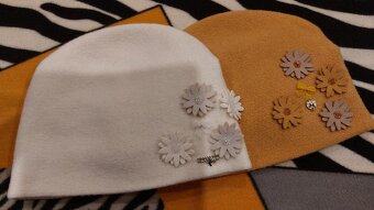 Dámská čepice zn. Kamea barva hořčice - 3