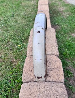 Jawa Babeta 207 - zadní blatník - 3