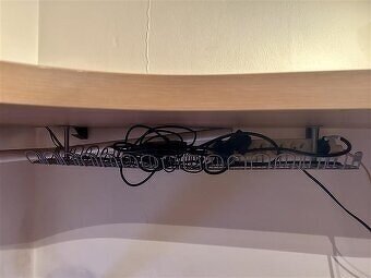 Rohový pracovní PC stůl - 3