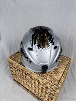 Lyžařská přilba značky UVEX - 3