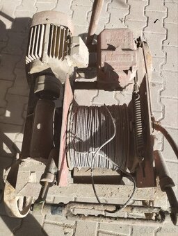 Stavební vrátek - 3