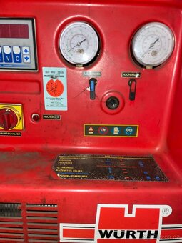 Plnička klimatizací - 3