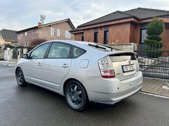 Toyota Prius Hybrid 1,5 VVTi 57kw 2009 SERVISKA/NOVÁ STK - 3
