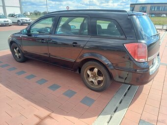 0pel Astra 1.9 tdi ( nafta) - 3