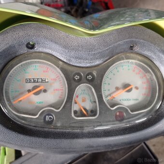 Yamaha YM150T skútr - 3
