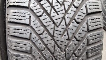 Zimní pneu 205/55/16 Pirelli - 3