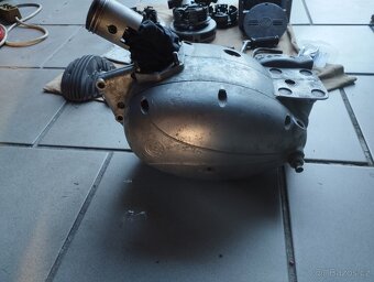 Díly ČZ 125T, motor, hlavy, zapalování... - 3