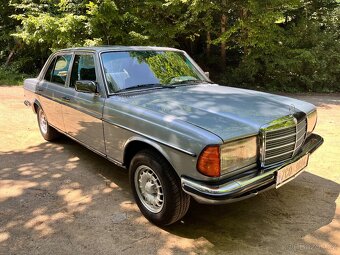 Mercedes-Benz W123 LUX 280E MANUÁL - 3