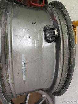 Originální ALU kola Alfa Romeo Giulia 17" - 3